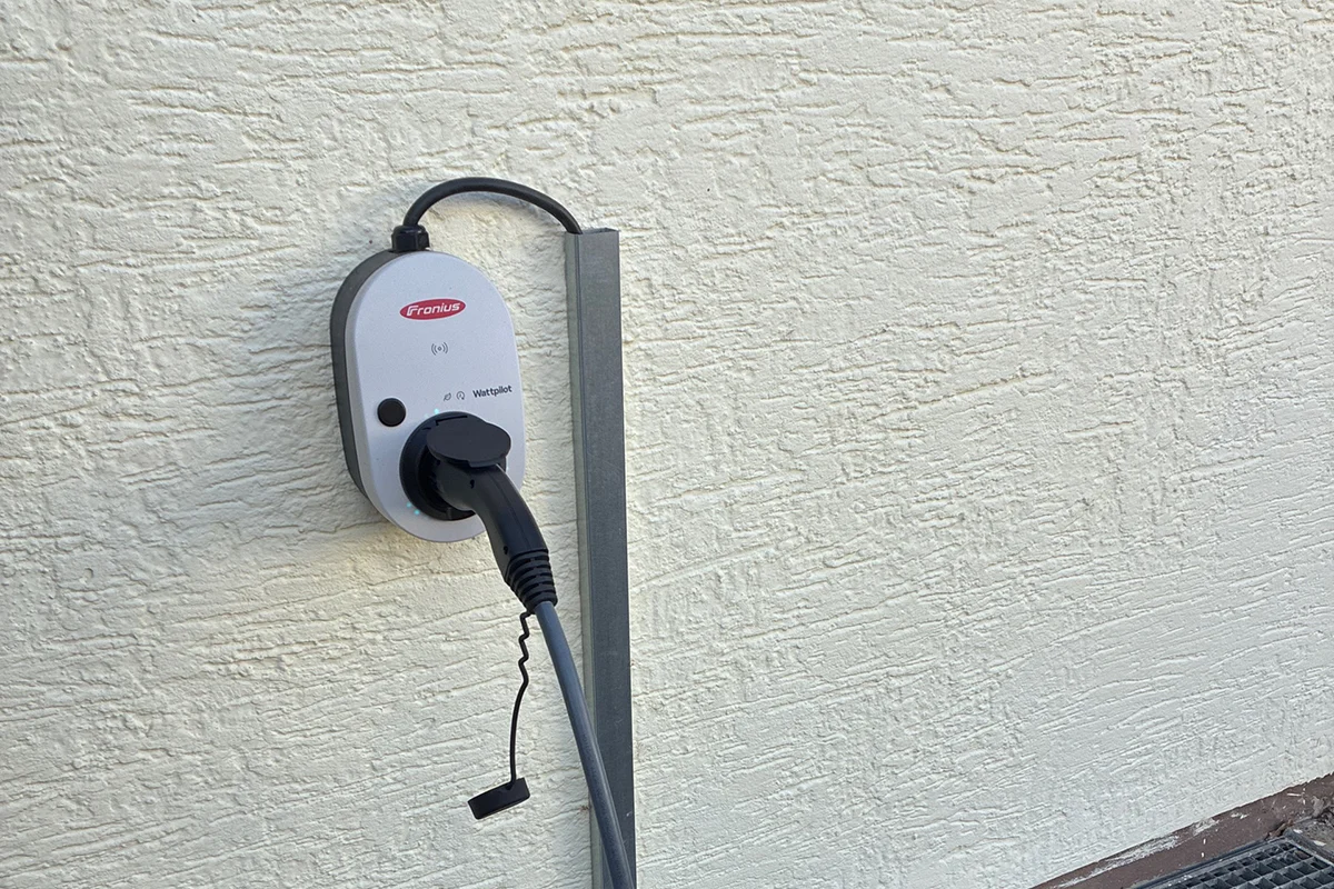 Dezente Ladestation / Wallbox: Beratung, Verkauf, Montage, Wartung